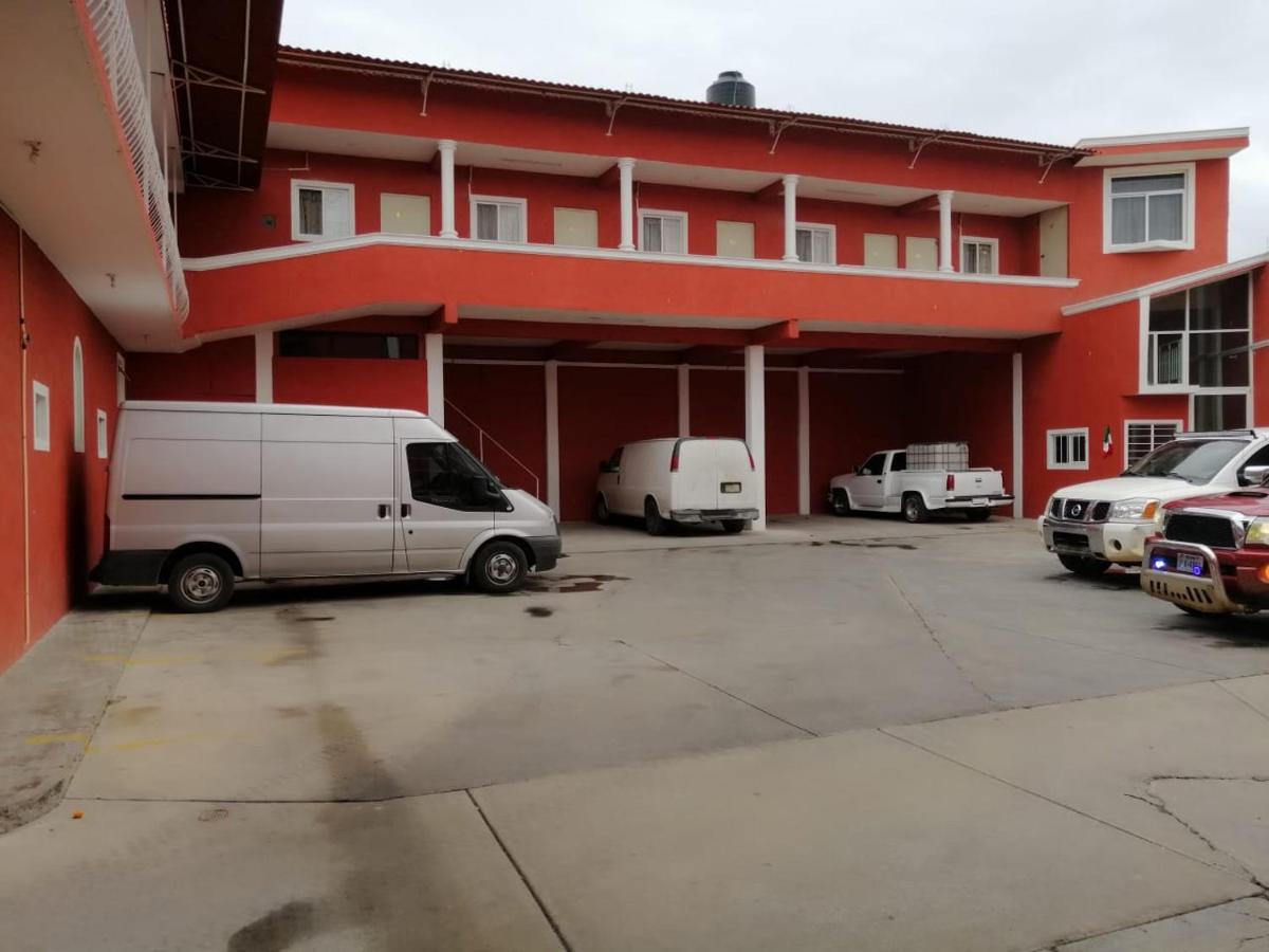 Hotel Real Cadereyta de Montes Extérieur photo